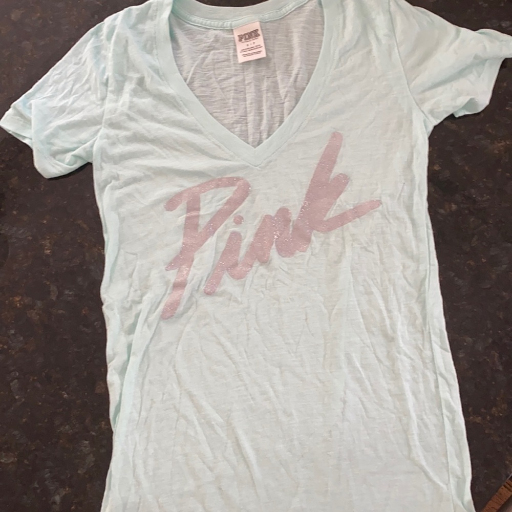 Pink Victoria Secret women’s t-shirt